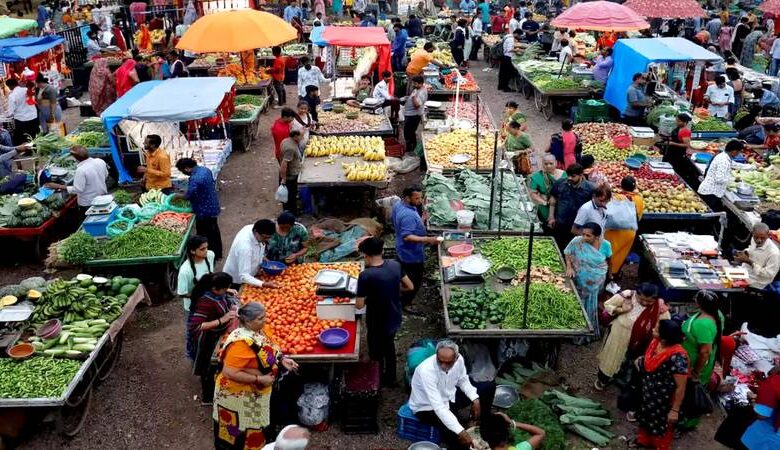 Wholesale Price Inflation: જુલાઈ 2025માં જથ્થાબંધ ફુગાવાનો દર બે વર્ષના નીચલા સ્તરે, જાણો સરકારી આંકડા શું કહે છે? 1 thenewsdk.in
