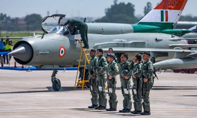 MIG 21 fighter : ભારતનું પ્રથમ સુપરસોનિક ફાઇટર જેટ ઇતિહાસ બન્યું, ચંદીગઢમાં ભવ્ય કાર્યક્રમ 1 thenewsdk.in