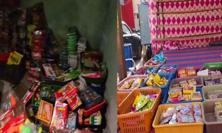 Illegal firecracker : ધ્રાંગધ્રામાં ફટાકડાના લાયસન્સ વગરના સ્ટોલ સીલ, લાખોનો ગેરકાયદેસર જથ્થો ઝડપાયો 1 thenewsdk.in