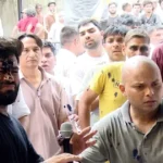 Sonam Wangchuk hospitalized : હોસ્પિટલમાં દાખલ કરાયા છતાં અનશન યથાવત્, સોનમ વાંગચુકના પત્નીએ સરકાર સામે રણશિંગું ફૂંક્યું 2 Jantar Mantar Protest News : જંતર-મંતર પર ફરી હંગામો! અભિજિત દીપકે પર શાહી ફેંકાઈ, થપ્પડ મારવાનો પ્રયાસ