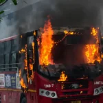 Bapunagar AMTS Bus Fire : અમદાવાદના બાપુનગરમાં AMTSની ચાલતી બસ બની ‘અગનગોળો’, ડ્રાઈવરની સમયસૂચકતાએ અનેક જીવ બચાવ્યા