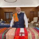National Handloom Day Gujarat : #GRWM ટ્રેન્ડમાં દેખાડશો તમારો દેશી અંદાજ? National Handloom Day પર PMએ દેશવાસીઓને કરી ખાસ અપીલ!