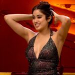 Janhvi Kapoor In Koffee  : જાહ્નવી કપૂર માટે શિખરનો પ્રેમ જોઈ ફેન્સ ભાવુક! શ્રીદેવીના નિધન બાદ બધું છોડીને લંડનથી મુંબઈ આવી ગયો!