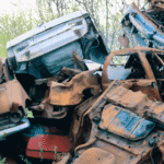 Bhavnagar Accident :ભાવનગર-તળાજા હાઈવે પર ગમખ્વાર અકસ્માત! પૂરપાટ ઝડપે બોલેરો ટ્રેલર પાછળ ઘૂસી, 6ના મોત 2 Gujarat Vehicle : 40 લાખથી વધુ જૂના વાહનો છતાં ટેક્સ રાહતની સ્કીમ ફ્લોપ! ગુજરાતમાં લોકો વાહન બદલવામાં કેમ પાછળ?